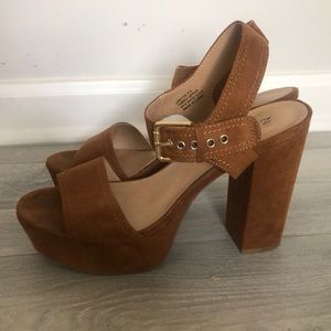 Brown platform chunky suede heels